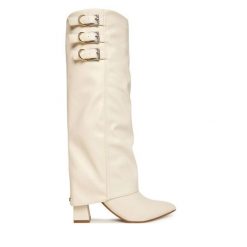 Kozaki Guess. Kozaki damskie Guess, z aplikacjami, bez obcasa, na słupku, bez zapięcia. Za 1,139.00 zł.