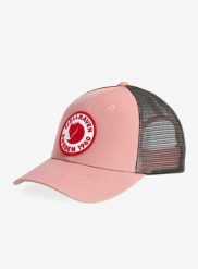 Czapka z daszkiem Fjallraven 1960 Logo Langtradarkeps. Czerwone czapki damskie Fjällräven, na lato, bez wzorów, z bawełny, biznesowe. Za 233.00 zł.