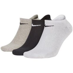 Skarpetki treningowe Nike SX2554-901 3 pack. Białe skarpetki damskie Nike, bez wzorów. Za 49.90 zł.