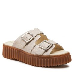 Klapki Clarks. Brązowe klapki damskie Clarks, bez wzorów, bez obcasa, bez zapięcia. Za 399.99 zł.
