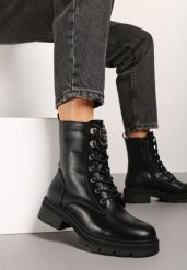 Czarne Płaskie Sznurowane Botki w Stylu Workerów z Metaliczną Aplikacją Resika. Czarne botki damskie Born2be, z aplikacjami, z jeansu, eleganckie, bez obcasa, na płaskiej podeszwie, bez zapięcia. Za 159.99 zł.