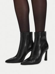 GINO ROSSI Botki EO-GL988A-5-180-3 Czarny. Czarne botki damskie Gino Rossi, bez wzorów, ze skóry, bez obcasa, na szpilce, bez zapięcia. Za 549.99 zł.