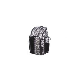 Plecak Arena SPIKY III BACKPACK 45 ALLOVER MONOGRAM. Białe plecaki męskie ARENA, bez wzorów, eleganckie. Za 244.80 zł.