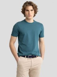 Koszulka męska z niewielkim nadrukiem na piersi zielona Irter 304. Zielone t-shirty męskie BIG STAR, l, bez wzorów, z dzianiny, bez kołnierzyka, bez ramiączek. Za 99.99 zł.