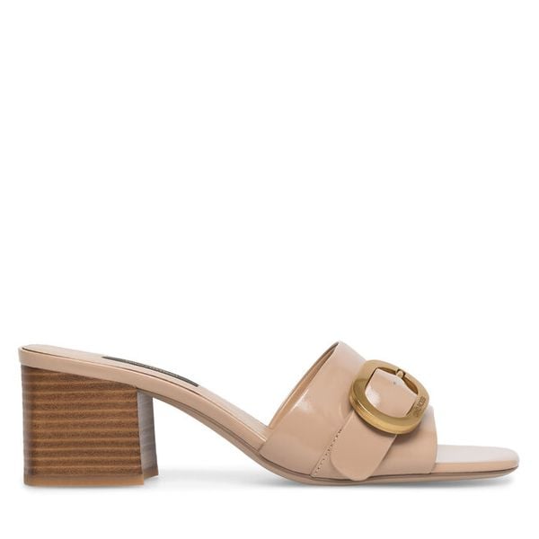 Klapki GINO ROSSI. Brązowe klapki damskie Gino Rossi, bez wzorów, bez obcasa, bez zapięcia. Za 229.99 zł.