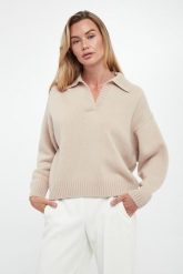 Sweter damski Agre wełniany WEEKEND MAX MARA. Swetry nierozpinane damskie Weekend Max Mara, s, bez wzorów, z wełny, bez kołnierzyka, bez ramiączek. Za 1,239.00 zł.