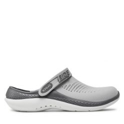 Klapki Crocs. Szare klapki damskie Crocs, bez wzorów, bez obcasa, bez zapięcia. Za 199.99 zł.
