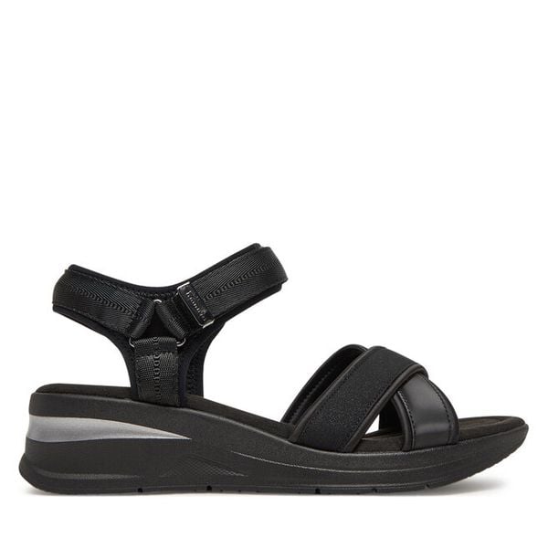 Sandały Tamaris. Czarne sandały damskie Tamaris, bez wzorów, bez obcasa, na koturnie, bez zapięcia. Za 149.99 zł.