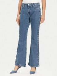Guess Jeansy W5GA1E D4H7C Niebieski Boot Fit. Niebieskie jeansy damskie Guess, z aplikacjami, z bawełny. Za 379.99 zł.