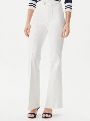 Guess Spodnie materiałowe W5GA1Q D5N71 Beżowy Regular Fit. Brązowe spodnie materiałowe damskie Guess, z aplikacjami, z bawełny. Za 319.99 zł.