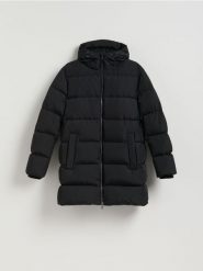 Pikowana kurtka z puchem - czarny. Czarne kurtki męskie Reserved, l, bez wzorów, z puchu, bez kaptura. Za 599.99 zł.