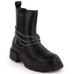Skórzane sztyblety damskie botki czarne Big Star. Czarne botki damskie bez wzorów, retro, bez obcasa, bez zapięcia. Za 359.10 zł.