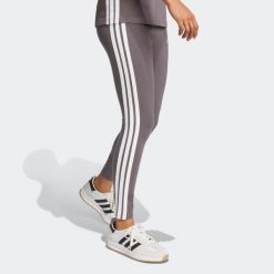 Legginsy fitness damskie ADIDAS. Legginsy damskie Adidas, bez wzorów, z bawełny. Za 99.99 zł.