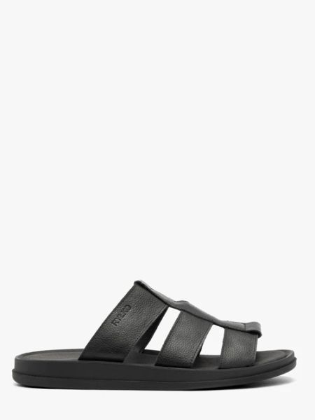 Czarne klapki męskie. Czarne klapki męskie Ryłko, bez wzorów, ze skóry, bez zapięcia. W wyprzedaży za 199.99 zł.