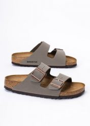 Birkenstock Arizona BFBC Klapki damskie szare. Szare klapki damskie Birkenstock, bez wzorów, klasyczne, bez obcasa, bez zapięcia. Za 399.99 zł.