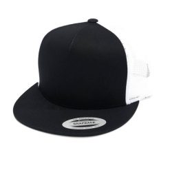 Klasyczna Dwukolorowa Czapka Z Daszkiem. Białe czapki damskie FLEXFIT, bez wzorów, klasyczne. Za 51.99 zł.