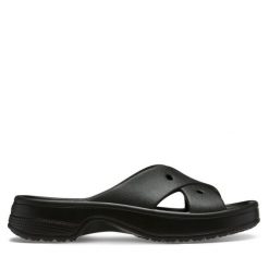 Klapki Crocs. Czarne klapki damskie Crocs, bez wzorów, bez obcasa, bez zapięcia. Za 129.99 zł.