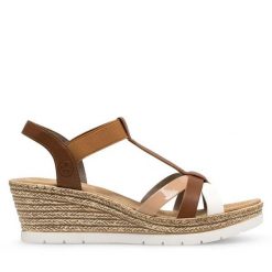 Sandały Rieker. Brązowe sandały damskie Rieker, bez wzorów, bez obcasa, na koturnie, bez zapięcia. Za 289.99 zł.