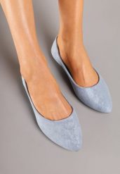 Niebieskie Balerinki w Minimalistycznym Stylu z Imitacji Zamszu Hirlivia. Niebieskie balerinki damskie Born2be, bez wzorów, biznesowe, bez obcasa, na obcasie, bez zapięcia. Za 49.99 zł.