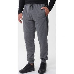 Szare Spodnie Entry. Szare spodnie sportowe męskie Born2be, l, bez wzorów, z dzianiny, climacool (adidas). Za 49.99 zł.