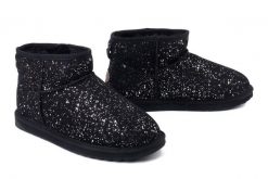 EMU AUSTRALIA W13186 Stinger Micro Milkyway black, botki damskie. Czarne botki damskie Emu Australia, bez wzorów, ze skóry, bez obcasa, bez zapięcia. Za 489.93 zł.