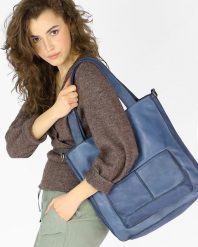 Shopperka skórzana MARCO MAZZINI jeansowa v234f. Shopperki damskie bez wzorów, z jeansu, bez dodatków. Za 489.25 zł.