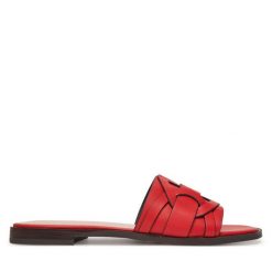 Klapki Coccinelle. Czerwone klapki damskie Coccinelle, bez wzorów, bez obcasa, bez zapięcia. Za 539.99 zł.