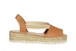 Sandały Toni Pons Estel-SW Cuiro Tan 204002, Beżowy, Skóra naturalna - 40. Brązowe sandały damskie TONI PONS, bez wzorów, z bawełny, bez obcasa, bez zapięcia. W wyprzedaży za 242.10 zł.