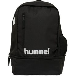 Plecak sportowy Hummel Promo Back Pack z podwójnym dnem True Red. Czerwone plecaki męskie Hummel, bez wzorów, sportowe. Za 118.00 zł.