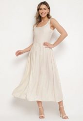 Beżowa Wiskozowa Sukienka o Rozkloszowanym Kroju Milareina. Brązowe sukienki damskie Born2be, na co dzień, m, z aplikacjami, z wiskozy, eleganckie, bez kołnierzyka, bez ramiączek, maxi, rozkloszowane. Za 74.99 zł.