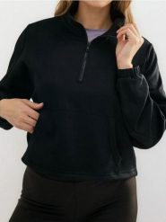 Bluza pullover - czarny. Czarne bluzy damskie Sinsay, l, bez wzorów, bez ramiączek, bez kaptura. Za 49.99 zł.