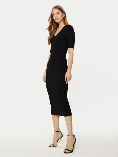 Guess Sukienka dzianinowa W5RK11 Z2V62 Czarny Bodycon Fit. Czarne sukienki damskie Guess, xs, z aplikacjami, z dzianiny, bez kołnierzyka, bez ramiączek, bodycon. Za 309.99 zł.