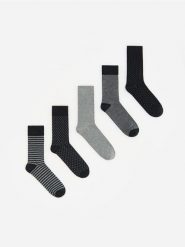 5 pack długich skarpet - ciemnoszary. Szare skarpety męskie Reserved, bez wzorów. Za 59.99 zł.