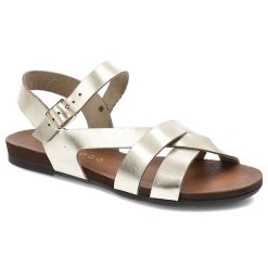 Złote Sandały Armodo Stylowe Obuwie Damskie. Żółte sandały damskie Armodo, bez wzorów, z materiału, bez obcasa, bez zapięcia. Za 269.00 zł.