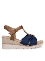 Clara Barson Sandały WS6253-06 Granatowy. Niebieskie sandały damskie Clara Barson, bez wzorów, z materiału, bez obcasa, na koturnie, bez zapięcia. Za 119.99 zł.