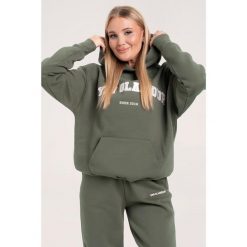 Bluza fitness damska Gym Glamour college. Zielone bluzy damskie GYM GLAMOUR, m, bez wzorów, glamour, bez ramiączek, bez kaptura. Za 199.99 zł.