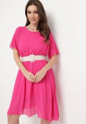 Fuksjowa Sukienka Plisowana z Lekko Luźnym Fasonie Forxia. Czerwone sukienki damskie Born2be, na imprezę, na lato, s, bez wzorów, eleganckie, bez kołnierzyka, bez ramiączek, mini. Za 74.99 zł.