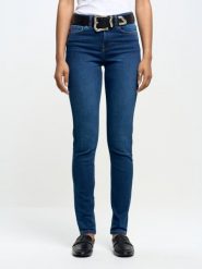 Jeansy damskie skinny niebieskie Adela 358. Niebieskie jeansy damskie BIG STAR, bez wzorów, z bawełny, klasyczne. W wyprzedaży za 299.99 zł.