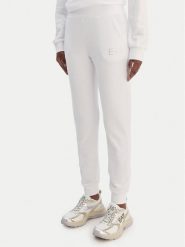 EA7 Emporio Armani Spodnie dresowe 7W000538 AF15831 U0002 Biały Regular Fit. Białe spodnie dresowe damskie EA7 Emporio Armani, bez wzorów, z dresówki. Za 509.99 zł.