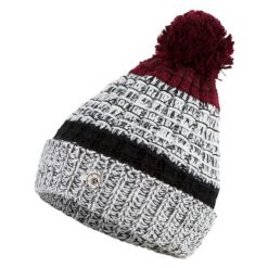 Czapka Zimowa czapka z daszkiem i lekką polarową podszewką. Czarne czapki damskie GUGGEN MOUNTAIN, na zimę, bez wzorów, z dzianiny, eleganckie. W wyprzedaży za 149.48 zł.