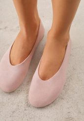 Różowe Casualowe Balerinki z Imitacji Zamszu Zambra. Czerwone balerinki damskie Born2be, na lato, bez wzorów, z jeansu, biznesowe, bez obcasa, bez zapięcia. Za 79.99 zł.