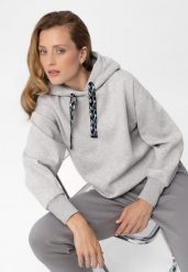 Bluza z kapturem B-ROSI. Szare bluzy damskie Volcano, s, bez wzorów, z bawełny, klasyczne, bez ramiączek, z kapturem. Za 169.99 zł.