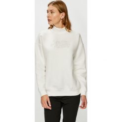 Review - Bluza. Białe bluzy damskie Review, l, z aplikacjami, z bawełny, bez ramiączek, bez kaptura. W wyprzedaży za 99.90 zł.