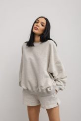 Bluza damska o kroju regular fit w kolorze SILVER MOON - PHENIX-UNI. Szare bluzy damskie Marsala, uniwersalny, bez wzorów, z bawełny, bez ramiączek, bez kaptura. Za 259.90 zł.