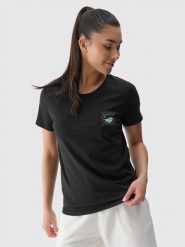 4F T-shirt regular z nadrukiem damski - czarny XS. Czarne t-shirty damskie 4F, xs, bez wzorów, z bawełny, klasyczne, bez kołnierzyka, bez ramiączek. W wyprzedaży za 29.99 zł.