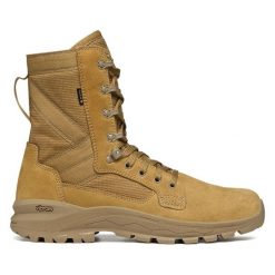 Buty Garmont T8 Extreme Evo Gtx Regular 92800591787 zielone. Zielone obuwie trekkingowe damskie z gore-texu, bez zapięcia. Za 761.29 zł.