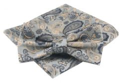 Mucha Męska z Poszetką - Alties - Odcienie Beżu i Popielu, Paisley. Krawaty i muchy Alties, bez wzorów, eleganckie. Za 54.00 zł.