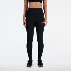 Legginsy damskie New Balance WP41237BK – czarne. Czarne legginsy damskie New Balance, bez wzorów, z materiału. Za 169.99 zł.