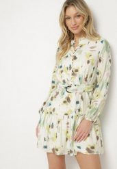 Zielona Rozkloszowana Sukienka z Wiskozy z Paskiem w Abstrakcyjny Wzór Stelitte. Zielone sukienki damskie Born2be, na co dzień, l, bez wzorów, z jeansu, eleganckie, bez kołnierzyka, bez ramiączek, mini, rozkloszowane. Za 129.99 zł.