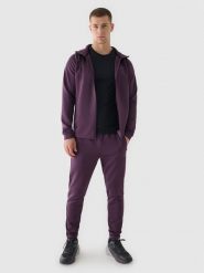 4F Spodnie treningowe szybkoschnące męskie - fioletowe L. Fioletowe spodnie sportowe męskie 4F, l, bez wzorów, z dzianiny, na fitness i siłownię. W wyprzedaży za 79.99 zł.